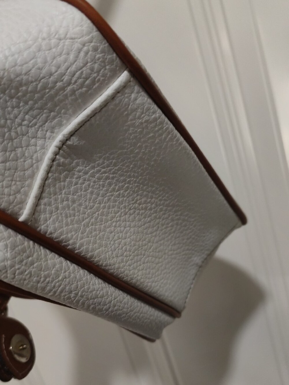 Dooney & Bourke White Pebbled Leather Crossbody with Brown Trim - Picture 7 of 12